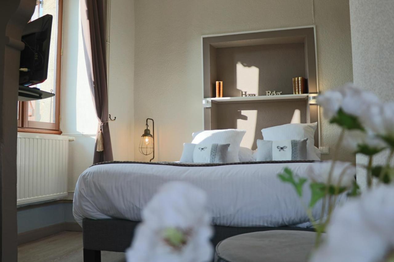 Hôtel La Brasserie Treignac Esterno foto